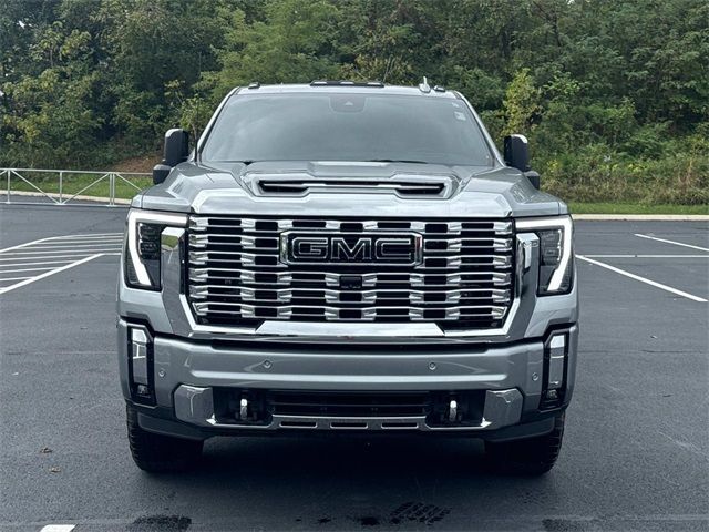 2024 GMC Sierra 3500HD Denali