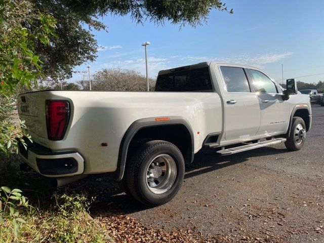 2024 GMC Sierra 3500HD Denali