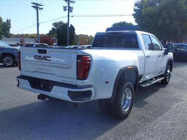 2024 GMC Sierra 3500HD Denali