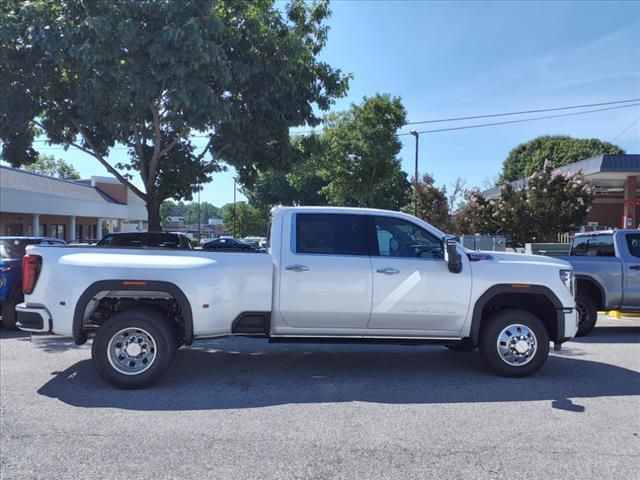 2024 GMC Sierra 3500HD Denali