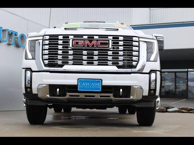 2024 GMC Sierra 3500HD Denali