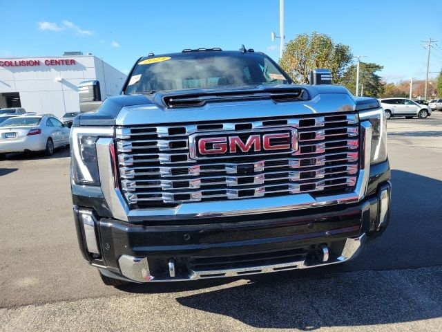 2024 GMC Sierra 3500HD Denali