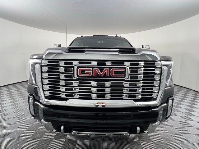 2024 GMC Sierra 3500HD Denali