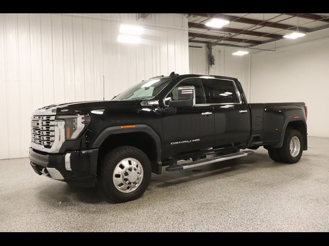 2024 GMC Sierra 3500HD Denali