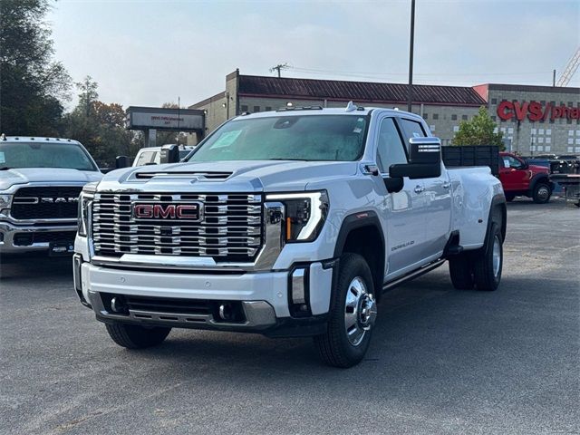 2024 GMC Sierra 3500HD Denali