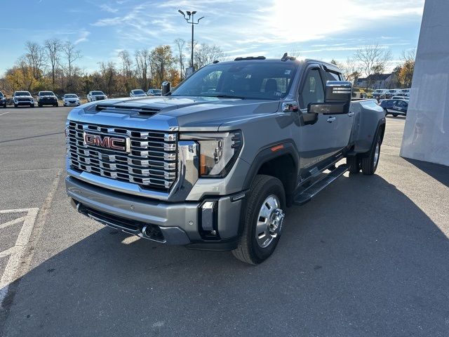 2024 GMC Sierra 3500HD Denali