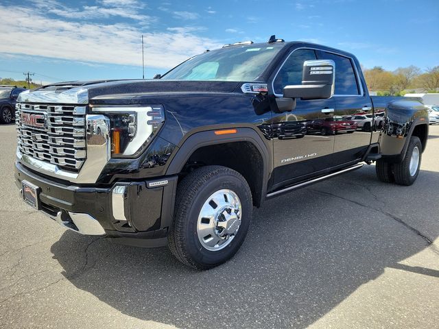 2024 GMC Sierra 3500HD Denali