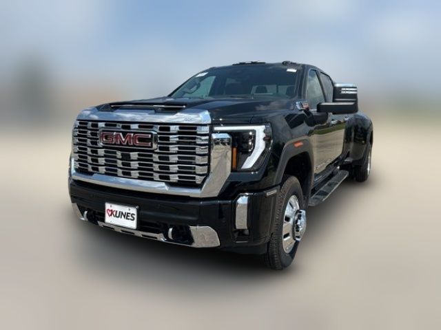 2024 GMC Sierra 3500HD Denali