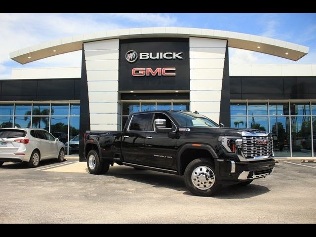 2024 GMC Sierra 3500HD Denali