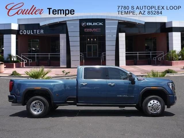 2024 GMC Sierra 3500HD Denali