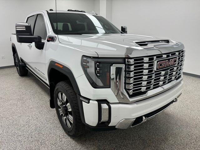 2024 GMC Sierra 3500HD Denali