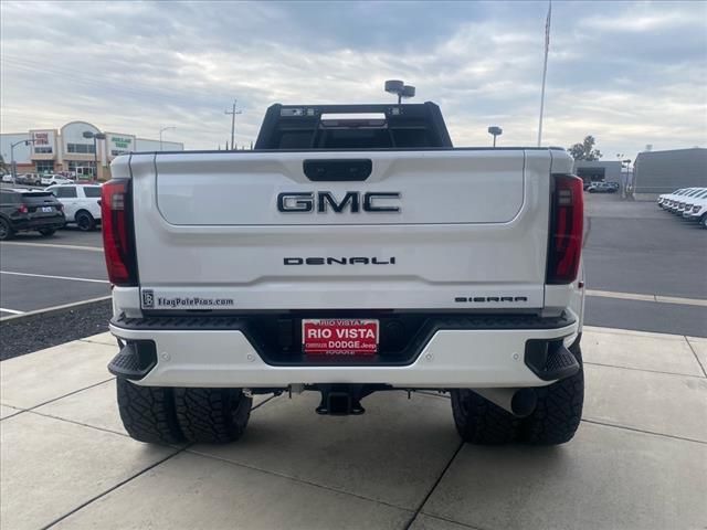 2024 GMC Sierra 3500HD Denali