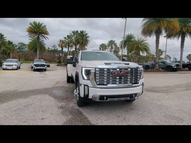 2024 GMC Sierra 3500HD Denali