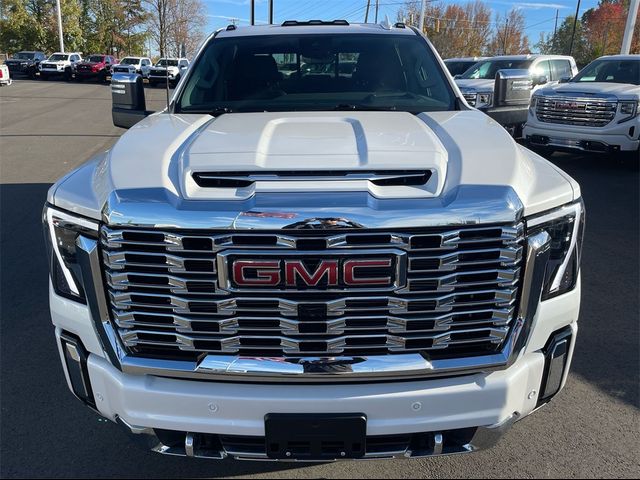 2024 GMC Sierra 3500HD Denali