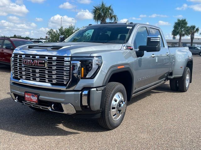 2024 GMC Sierra 3500HD Denali