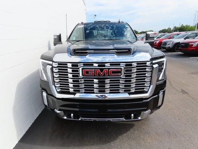 2024 GMC Sierra 3500HD Denali