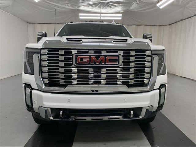 2024 GMC Sierra 3500HD Denali