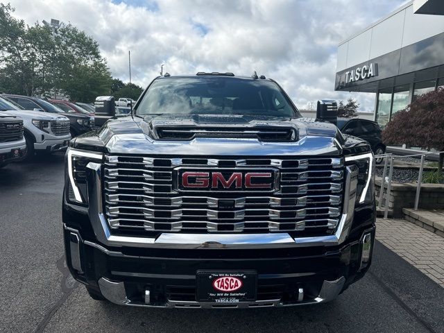 2024 GMC Sierra 3500HD Denali