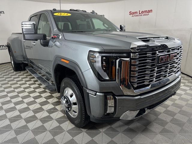 2024 GMC Sierra 3500HD Denali