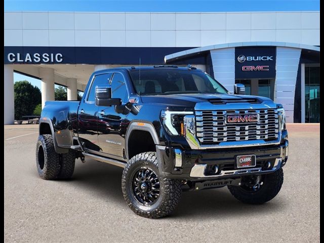 2024 GMC Sierra 3500HD Denali