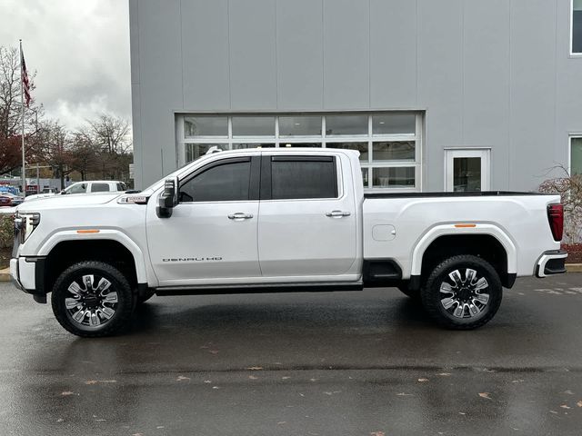 2024 GMC Sierra 3500HD Denali