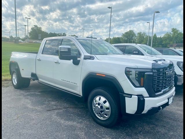 2024 GMC Sierra 3500HD Denali Ultimate