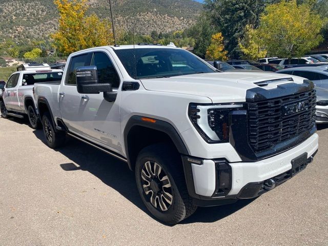 2024 GMC Sierra 3500HD Denali Ultimate