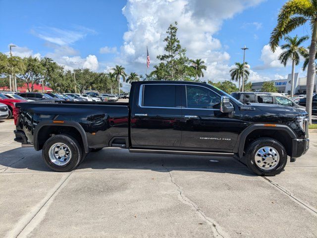 2024 GMC Sierra 3500HD Denali Ultimate