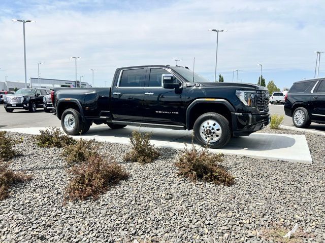 2024 GMC Sierra 3500HD Denali Ultimate