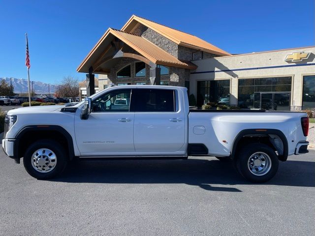 2024 GMC Sierra 3500HD Denali Ultimate