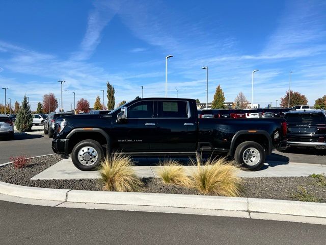 2024 GMC Sierra 3500HD Denali Ultimate