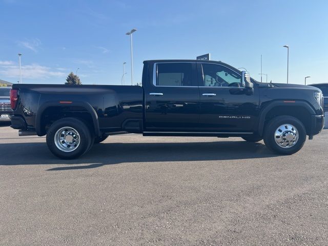 2024 GMC Sierra 3500HD Denali Ultimate