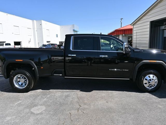 2024 GMC Sierra 3500HD Denali Ultimate