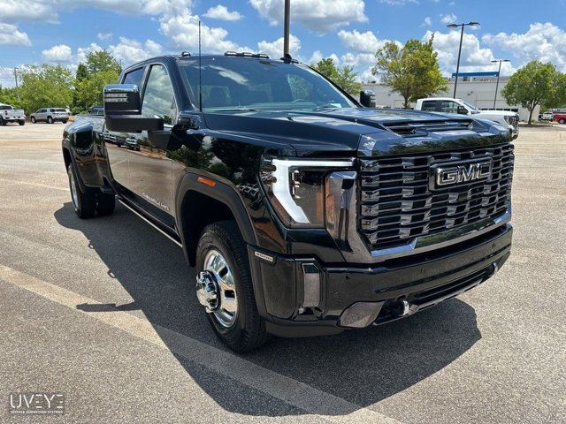 2024 GMC Sierra 3500HD Denali Ultimate