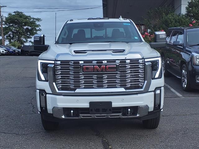 2024 GMC Sierra 3500HD Denali