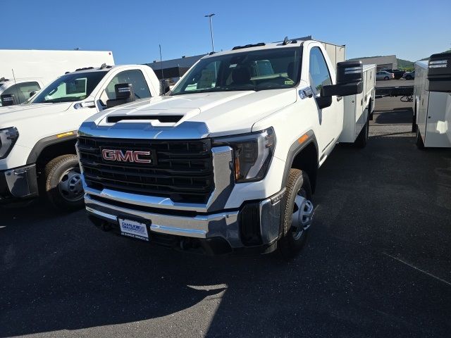 2024 GMC Sierra 3500HD Pro