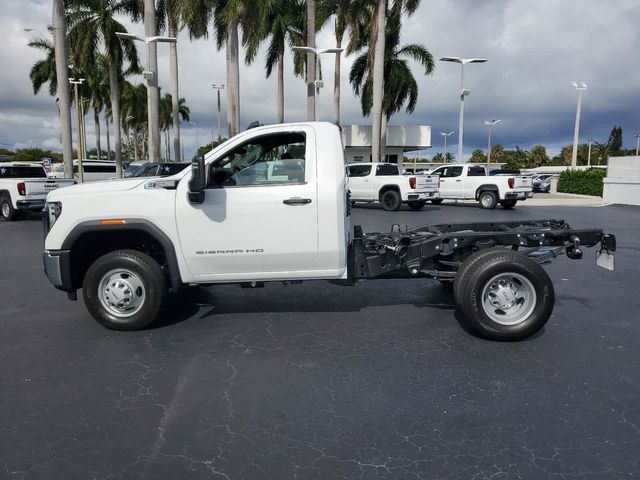 2024 GMC Sierra 3500HD Pro