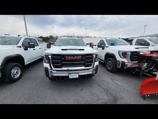 2024 GMC Sierra 3500HD Pro