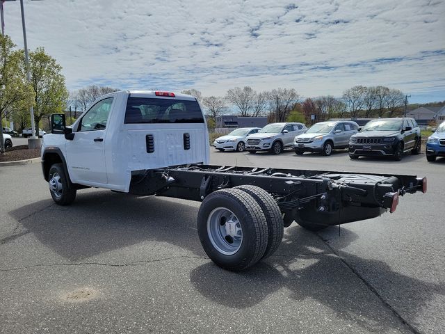 2024 GMC Sierra 3500HD Pro