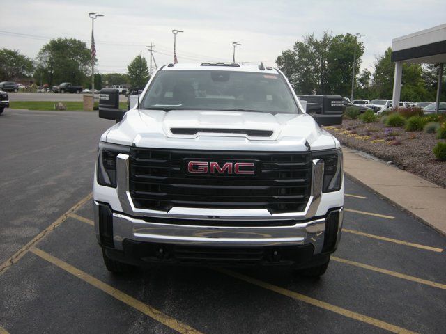 2024 GMC Sierra 3500HD Pro