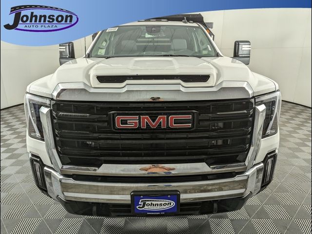 2024 GMC Sierra 3500HD Pro