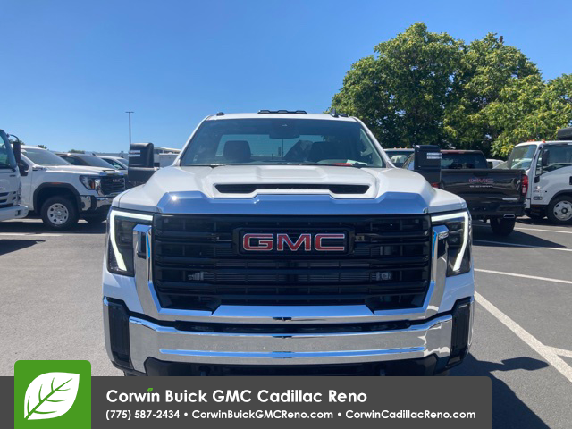 2024 GMC Sierra 3500HD Pro