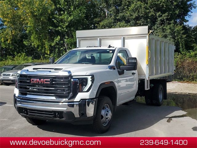 2024 GMC Sierra 3500HD Pro