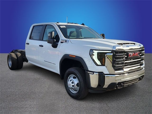 2024 GMC Sierra 3500HD Pro