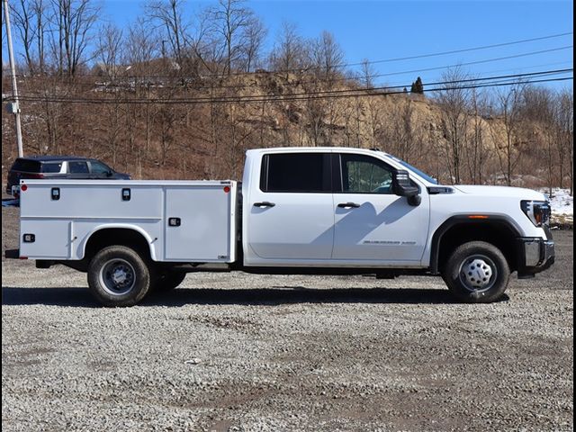 2024 GMC Sierra 3500HD Pro