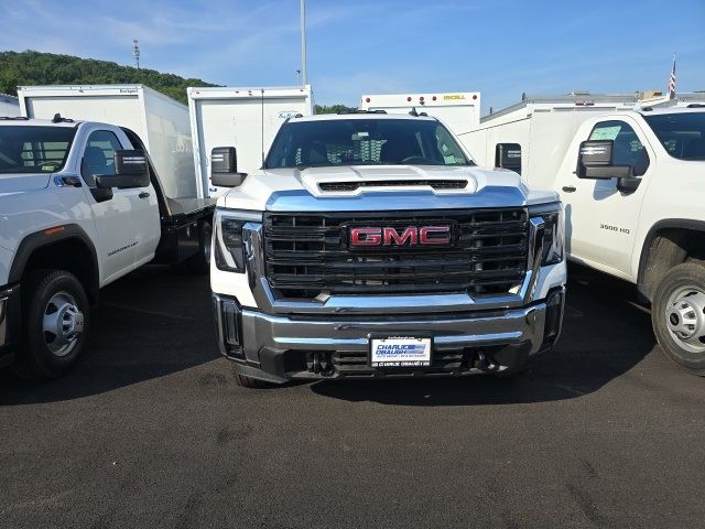 2024 GMC Sierra 3500HD Pro