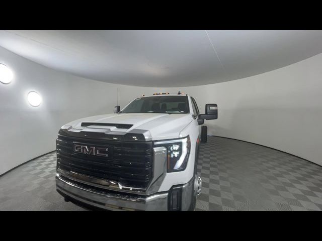 2024 GMC Sierra 3500HD Pro