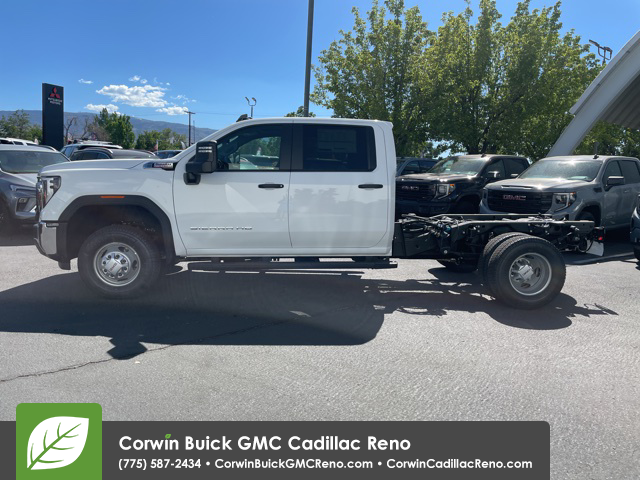 2024 GMC Sierra 3500HD Pro