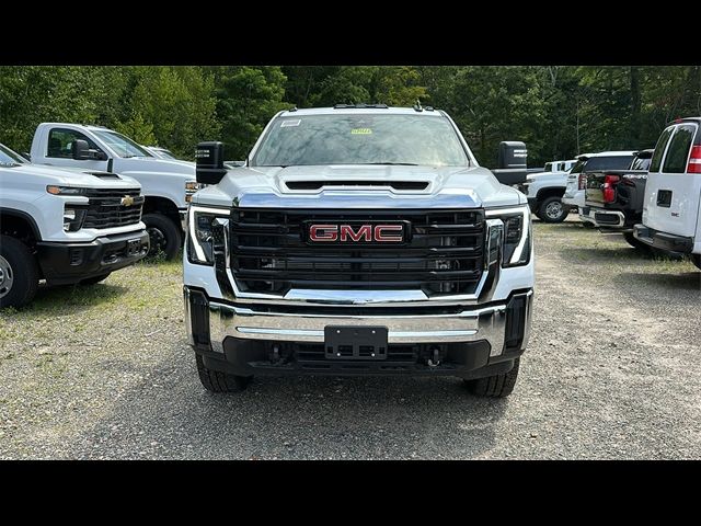 2024 GMC Sierra 3500HD Pro