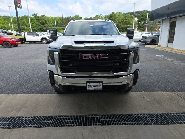 2024 GMC Sierra 3500HD Pro